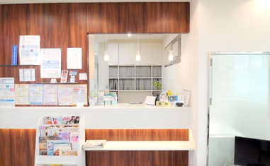 新柴又駅・木暮歯科クリニック・受付